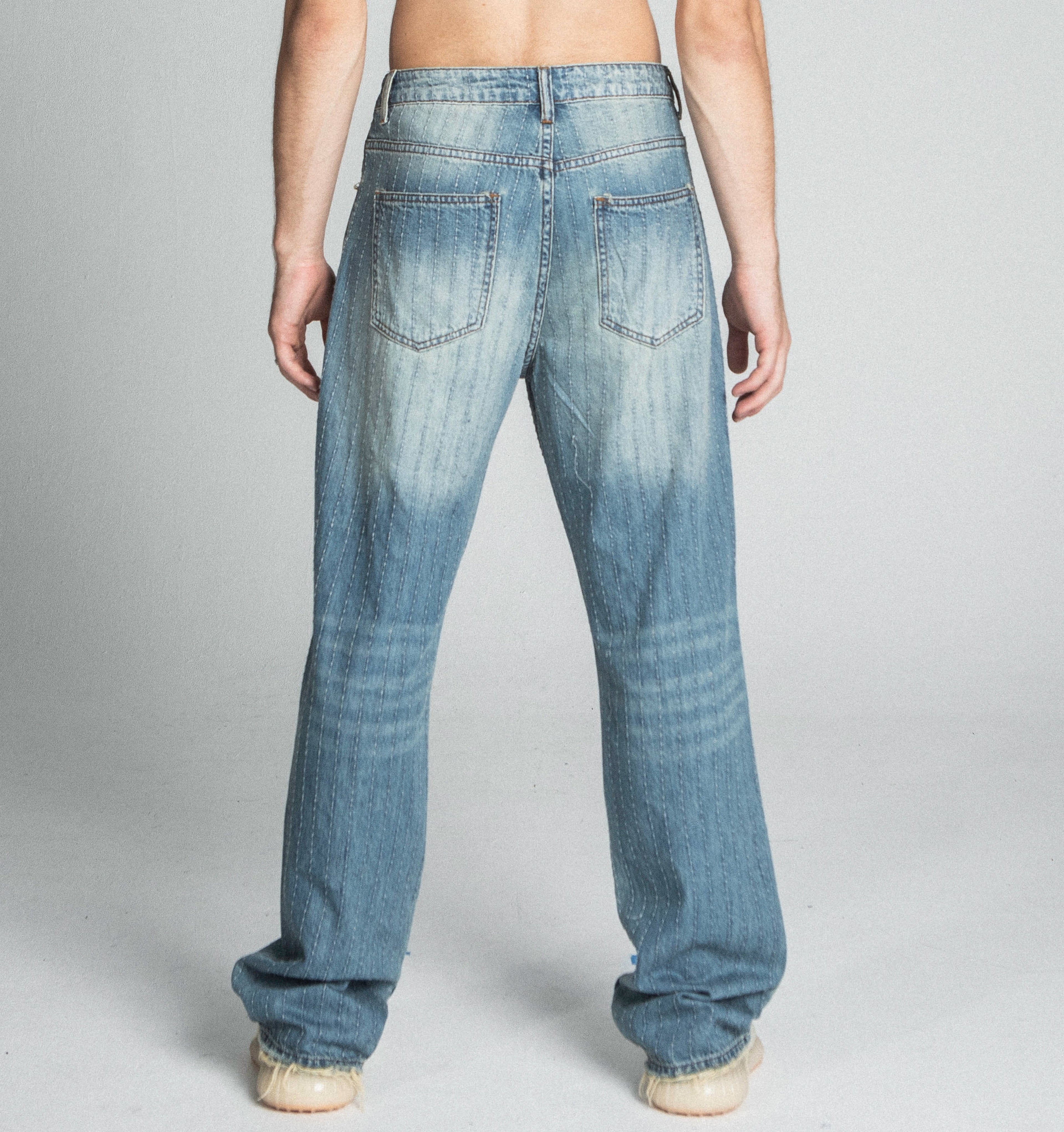 AJ02L RIPPED BLUE THREAD LOOSE JEANS ARMOR JEANS