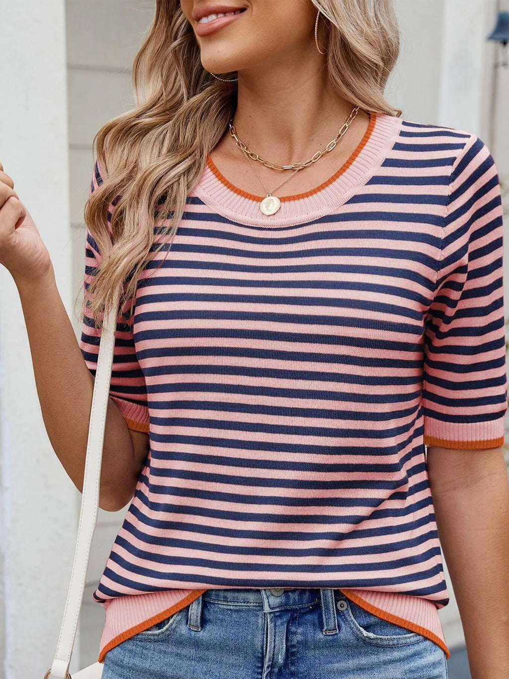 Striped casual T-shirt with contrast trim from Trendsi, featuring a comfortable fit and stylish design.