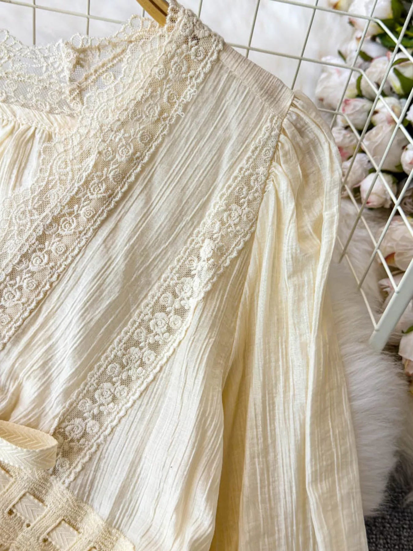 325e747563c94574979ee40ca9b6e4e8-Max-Origin