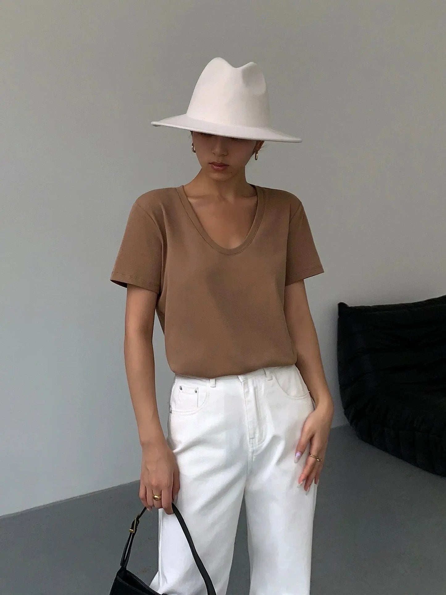 Casual V-Neck Short-Sleeved Top PAINEVIDA