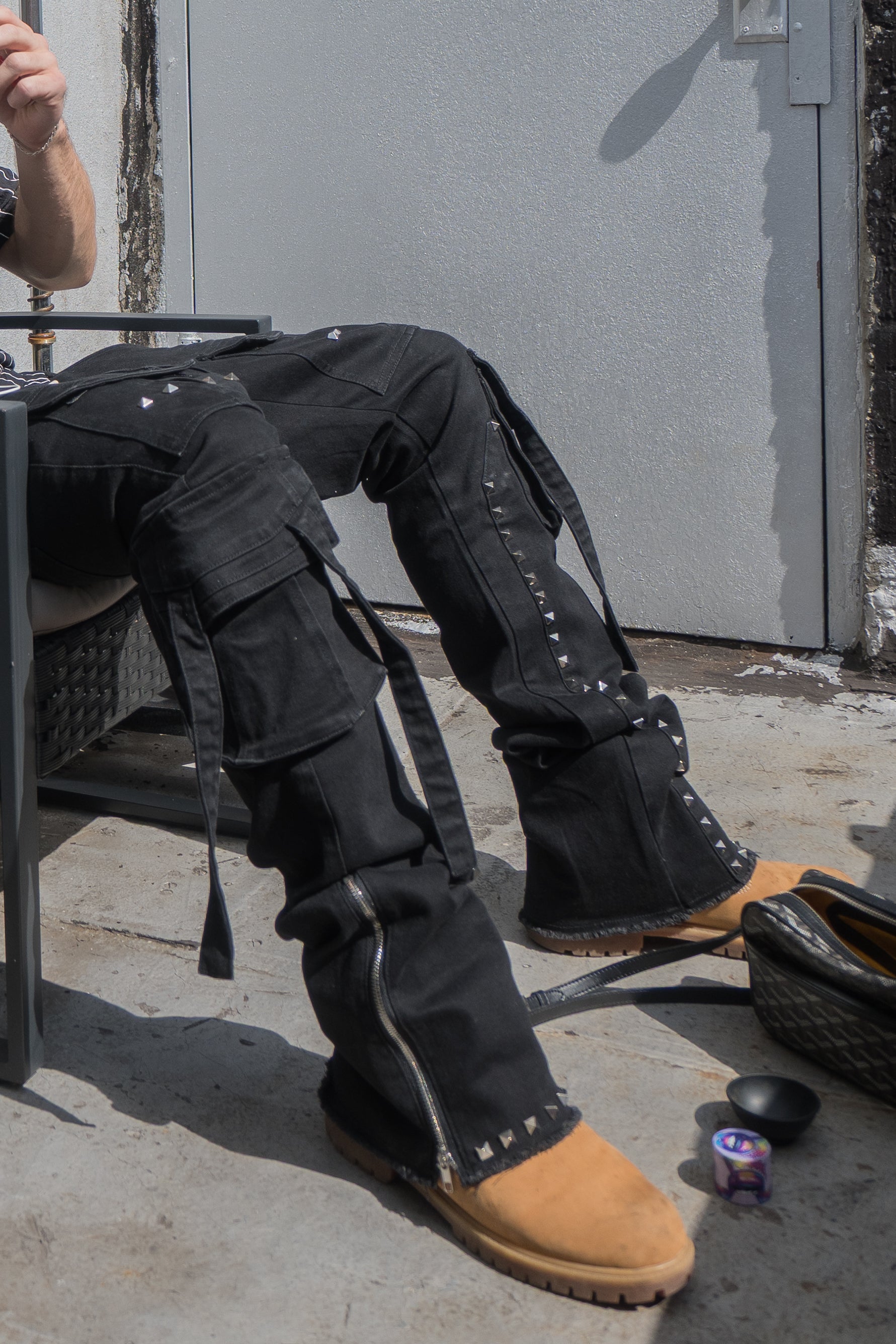 RM206SK -Studded Stacked Cargo Jeans ARMOR JEANS