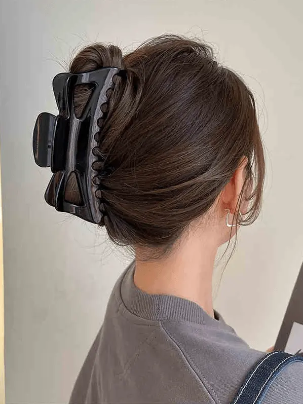 French Lazy Oversized Simple Temperament Shark Hair Clip PAINEVIDA