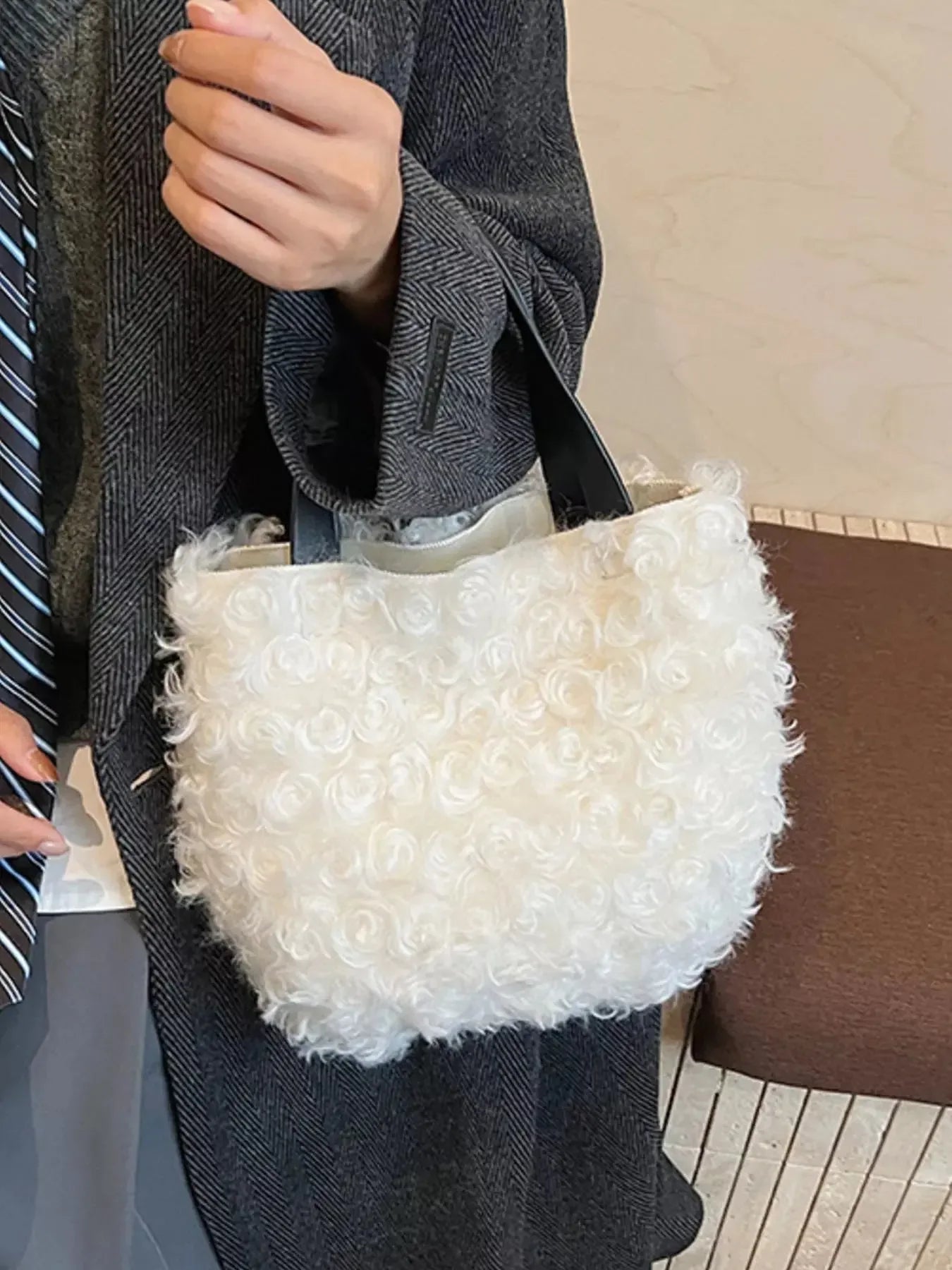 Lightweight Fluffy Handbag - Plush Fashion Hub