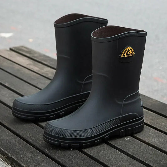 Men's Fashionable Outdoor Middle Tube Non-slip Rain Boots - Plush Fashion Hub