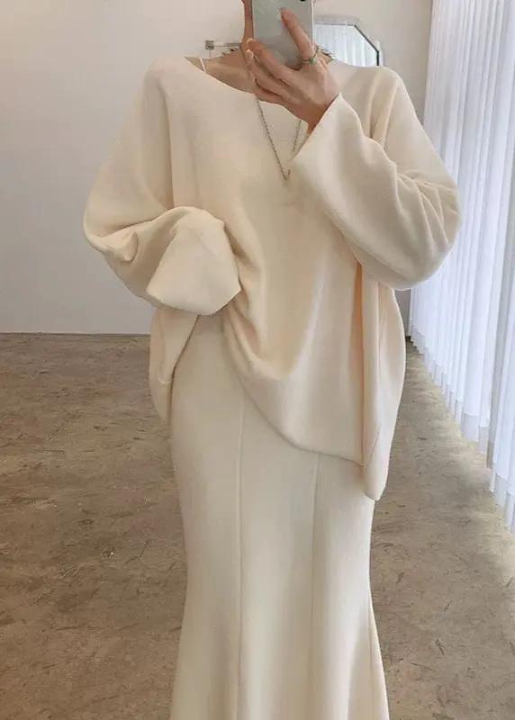 Soft Long-sleeved Sweatshirt & Hip-wrapped Fishtail Skirt Set Plush Fashion Hub