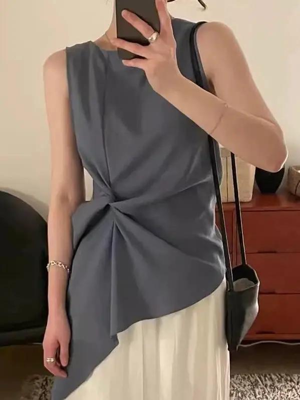 Twisted Sleeveless Cropped Top Plush Fashion Hub