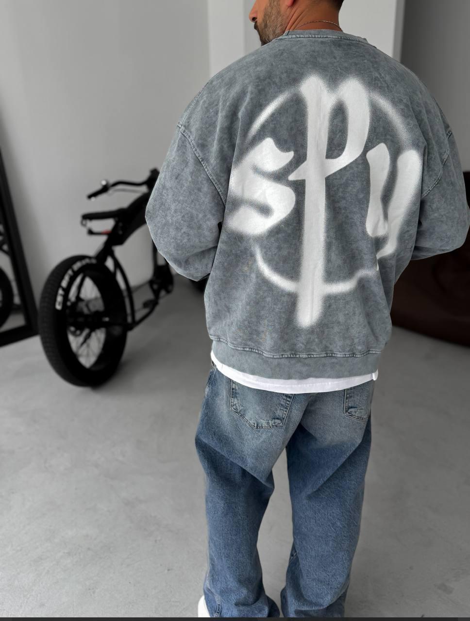 Unisex Oversize Sweatshirt with Pouch Pocket and Spray - Paint Design - Plush Fashion Hub